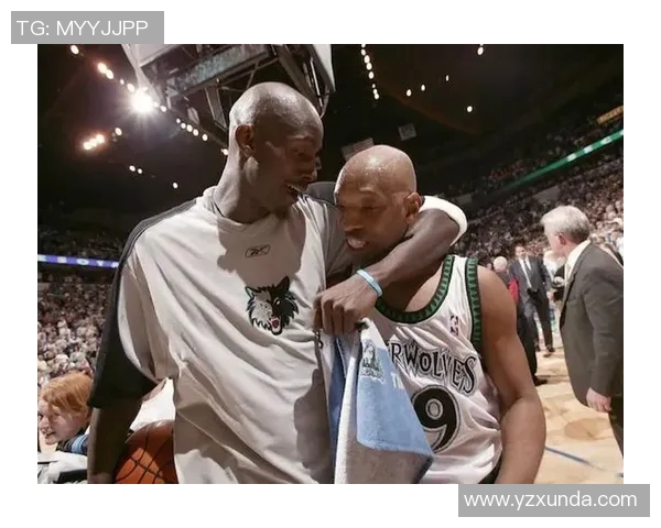 加内特领衔森林狼对决奇才的经典对抗赛回顾与精彩瞬间分析